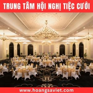 Các Mẫu Trang Trí Tiệc Cưới Đẹp Và Sang Trọng 2025