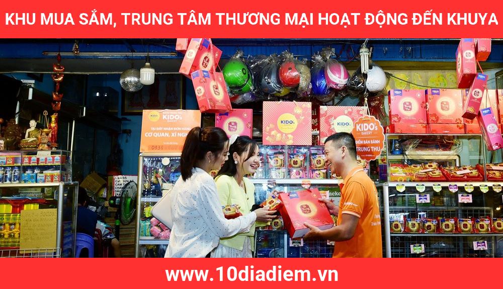 Khu mua sắm, trung tâm thương mại hoạt động đến khuya Khu mua sắm, trung tâm thương mại hoạt động đến khuya