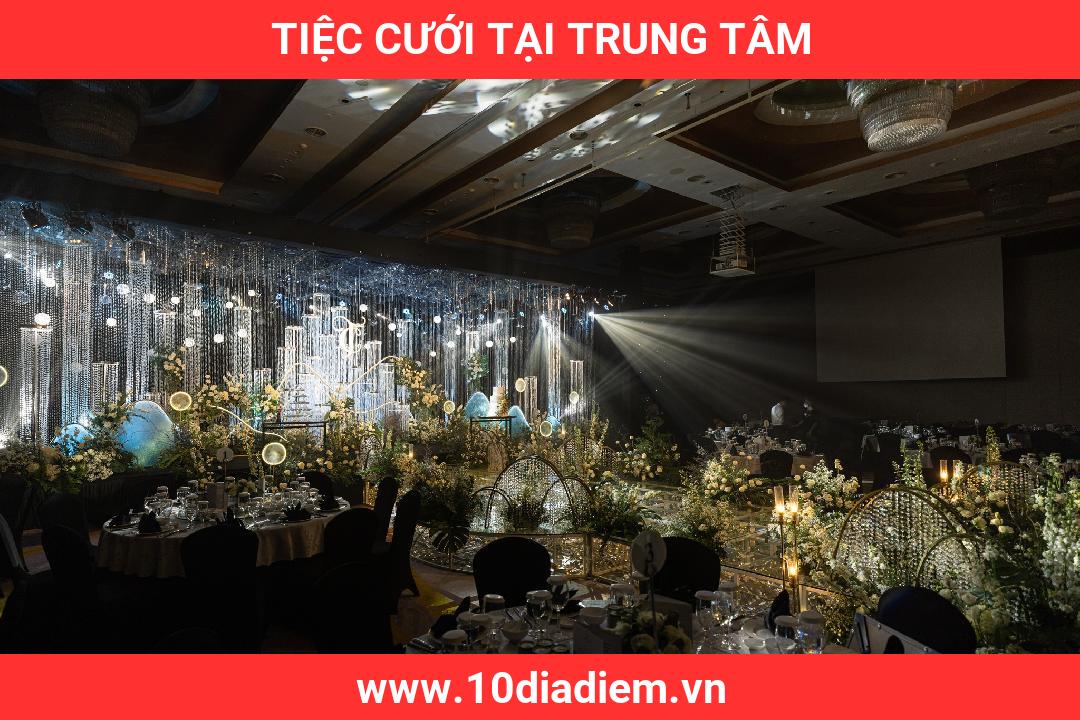 Tiệc Cưới Tại Trung Tâm Tiệc Cưới Tại Trung Tâm