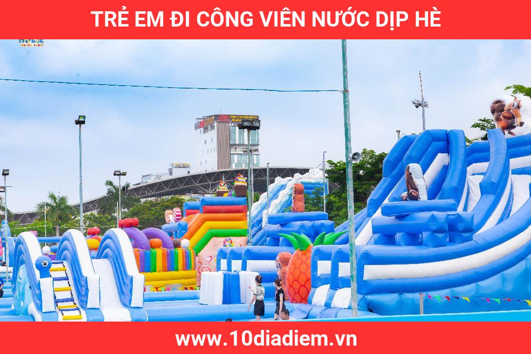 Trẻ Em Đi Công Viên Nước Dịp Hè Trẻ Em Đi Công Viên Nước Dịp Hè